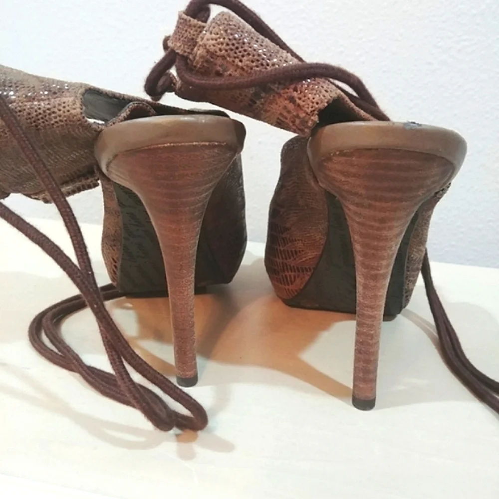 Gianni Bini gladiator style